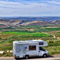 Viajar en autocaravana con niños: cómo preparar el viaje y qué es lo imprescindible  