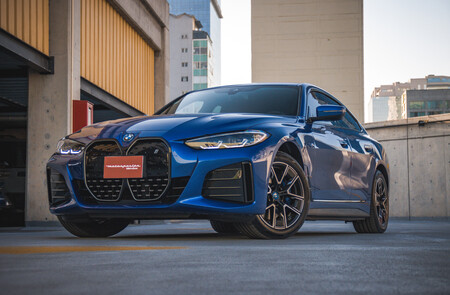 BMW i4 opiniones Mexico manejo 16