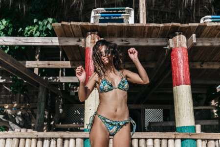 Belmont Beach Jamaica Travels Collage On The Road Como Un Pez En El Agua Bikini Tropical Print Summer Look Beach 38