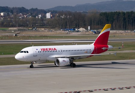 Billetes gratis para los sanitarios españoles: el agradecimiento de Iberia, Vueling y Aena