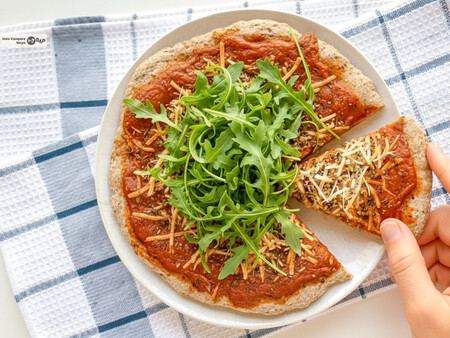 Pizza keto, una receta sin complicaciones (ni harina de trigo) para cuando hay antojo