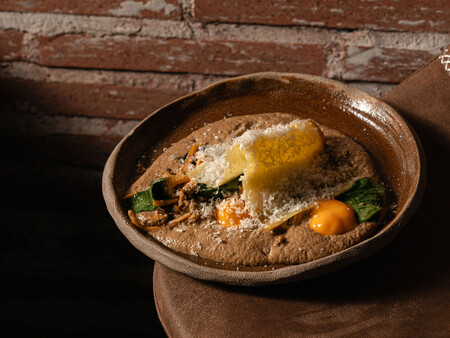 Ravioli Abierto De Setas De Temporada