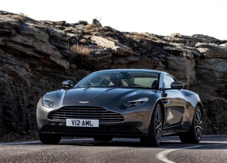 Aston Martin DB11, el auto por el que James Bond se cortará las venas