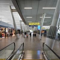 A quién beneficia la guerra de precios de los billetes de avión