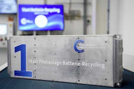 Volkswagen levantará seis gigafactorías de baterías para coches eléctricos en Europa, pero siembra dudas sobre la española