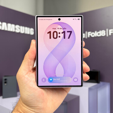 Galaxy Z Fold8 1