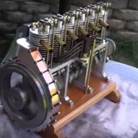 Todo un seis cilindros de gasolina para exponer en la estantería, ¿te animas a hacer uno?