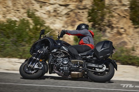 Yamaha Niken Gt 2023 Prueba 037