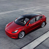 Waymo (Google) acusa a Tesla de perjudicar al coche autónomo creando confusión con el nombre "Autopilot" 