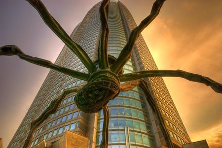 La ciudad vertical de Roppongi Hills en Tokyo