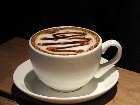 Café durante la lactancia materna: con moderación