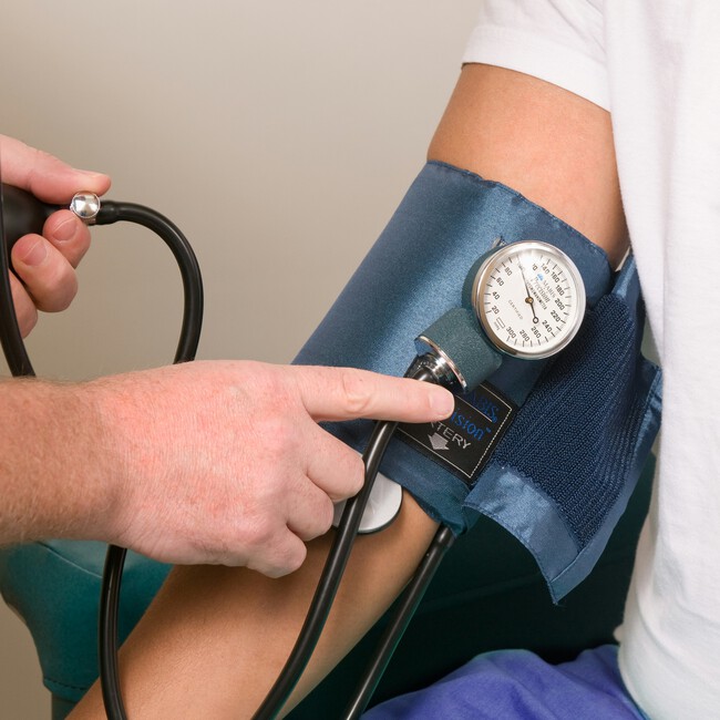 Izquierda Vs Derecha Que Lado Del Brazo Es Crucial Al Medir La Presion Arterial