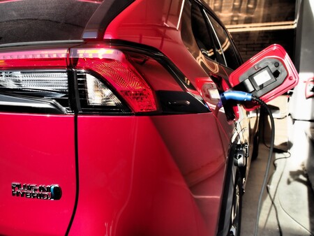 Toyota Rav4 Plugin 7