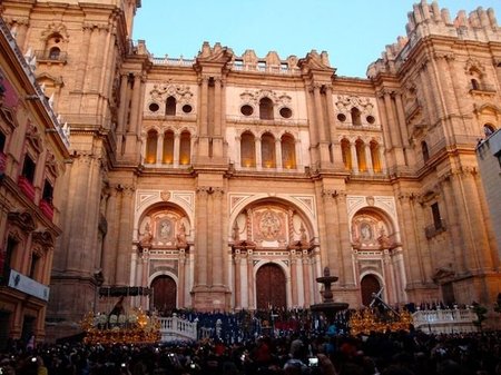 Descubriendo Málaga: Catedral, Calle Larios y plaza de toros