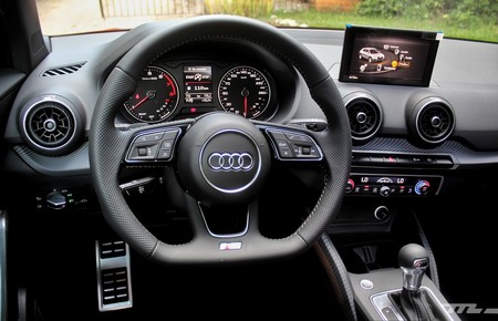 Audi Q2 2018 10