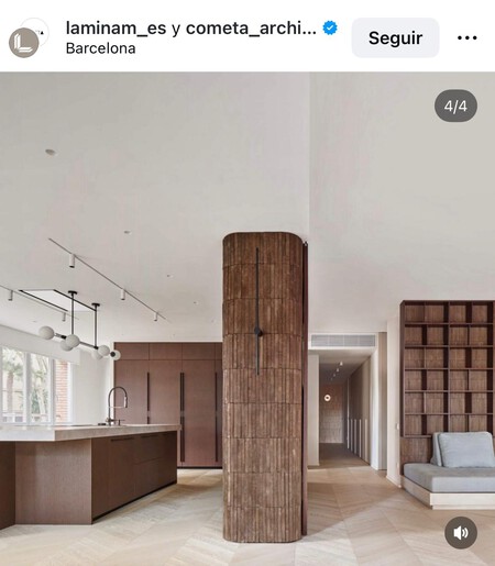 La cocina se integra con el salón.