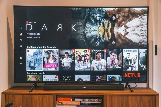 Hisense TV 55U7KQ