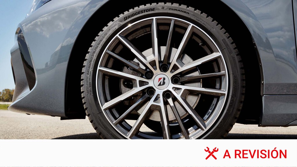 He comprado un coche de segunda mano y el anterior dueño no ha sabido decirme cuándo cambió los neumáticos. Así he averiguado cuánto tiempo tienen 