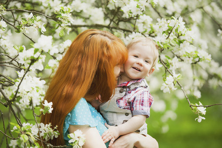 Ya está aquí el verano: qué llevar al campo cuando vas con bebés y niños pequeños