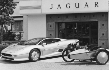 Coches que pudieron ser geniales, pero... Rueda por Twitter (57)