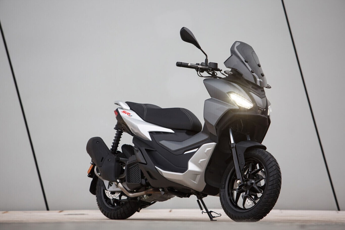 Siete scooter nuevos que han llegado al mercado en 2022 para dar variedad a la movilidad urbana 