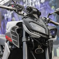 La Yamaha MT-09 podría estrenar un nuevo motor de tres cilindros, más potente y Euro5, listo para las Tracer 900 y Niken