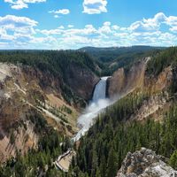Deja su trabajo de 75.000 dólares y se va a vivir a un parque nacional: "Me cambió la vida, pago 96 dólares al mes de alquiler"