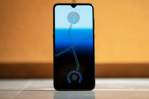 Móviles baratos en oferta hoy: Xiaomi Mi 9, Huawei P20 Lite y Samsung Galaxy A6 rebajados