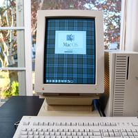 Décadas antes del iPhone, Apple ya apostó por las pantallas en vertical. Su mayor enemigo no fue la competencia, sino las cafeteras de la oficina 