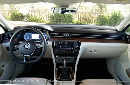 Volkswagen Passat 2015 1000 13