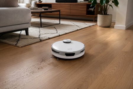 Robot Aspirador Limpiando