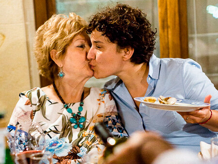 Nieves Barragan Con Su Madre