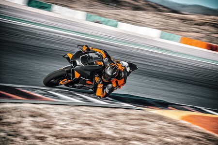 Ktm Rc 8c 2022 3