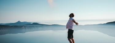 Los tres factores que determinan la felicidad humana, según un profesor de Harvard
