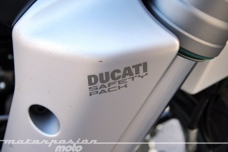Ducati Multistrada 1200 S Touring
