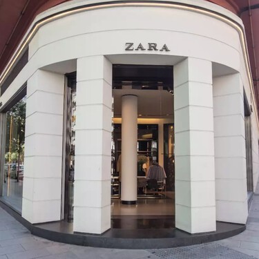 Inditex inicia una nueva era: cierra su primera tienda, después de 50 años, y abre una cafetería