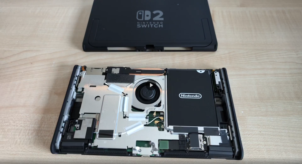 Remplazar la batería de la nueva Nintendo Switch 2 es más fácil que nunca: nueve tornillos te separan de ello