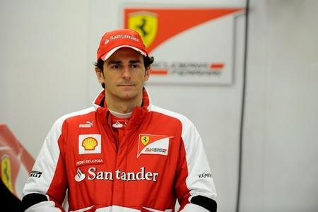 Pedro de la Rosa rueda con Ferrari y los nuevos Pirelli en Montmeló