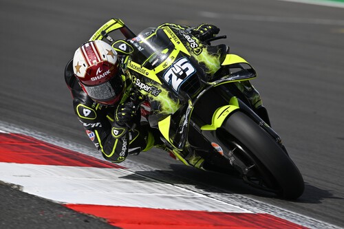 Raúl Fernández se estrena en 2026 y Jorge Martín abre hueco como líder de MotoGP gracias al error de Ai Ogura 