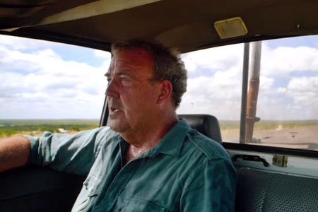 Aquí tienes el avance de la segunda temporada de 'The Grand Tour': una orgía de supercoches, destrucción y goma quemada
