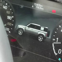 El futuro Land Rover Defender se deja ver al descubierto en su propio cuadro de instrumentos