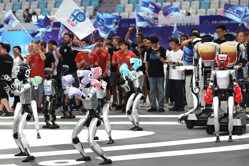 Olimpíada de Robôs na China acontece esse final de semana | Imagem: Spotlight Beijin via X