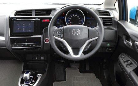 Interior Honda Fit 2014 Hybrid