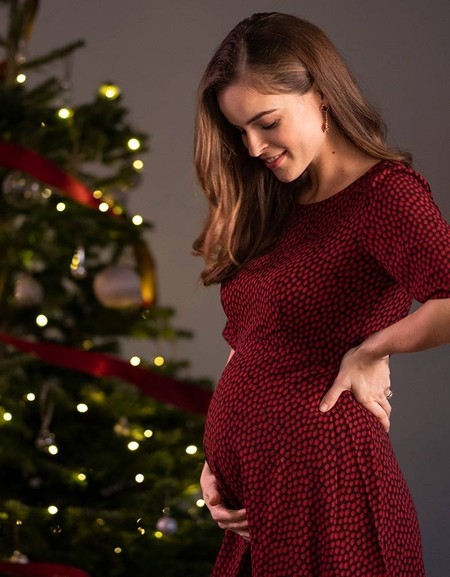 Arrancan las primeras rebajas del año perfectas para hacerte con las prendas premamá más estilosas y necesarias durante el embarazo y la lactancia