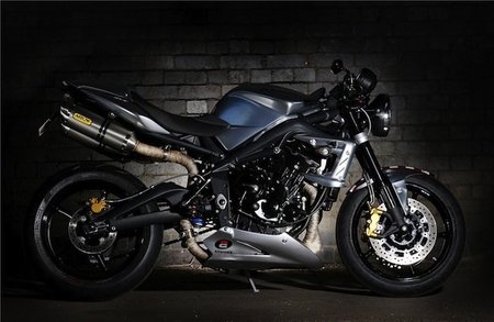 Street-Triple-Ace675CR-lateral