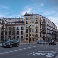 Estos son los barrios y municipios de Madrid donde es casi imposible vivir sin coche