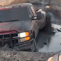 Hay un camino de tierra que engulle sin piedad hasta los todoterrenos más capaces. Google Maps sigue dirigiendo allí a incautos conductores
