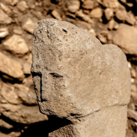 Un pilar con rostro hallado en Turquía cambia lo que sabíamos sobre cómo se representaban los humanos hace 12,000 años 