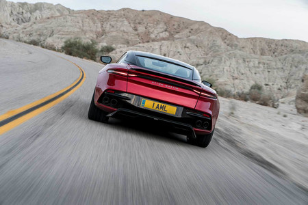 Aston Martin Db9 Superleggera 7