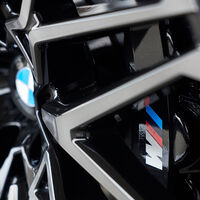 BMW y MINI llaman a revisión 1,5 millones de coches fabricados entre 2022 y 2024 por un posible fallo en los frenos